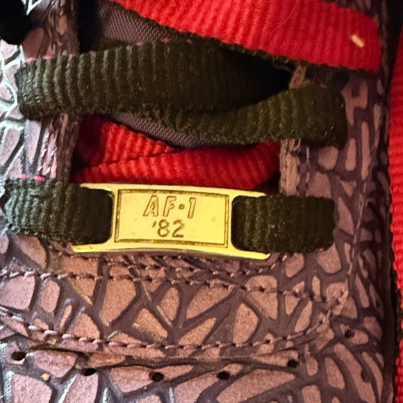 crackle Purple Pattern - Picture 2 of 6